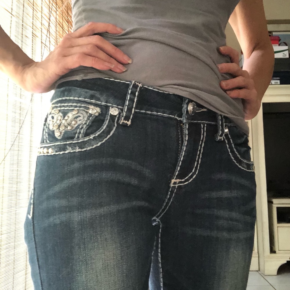 LA IDIOL Rhinestone Studded Embroidered Jeans - Picture 2 of 8